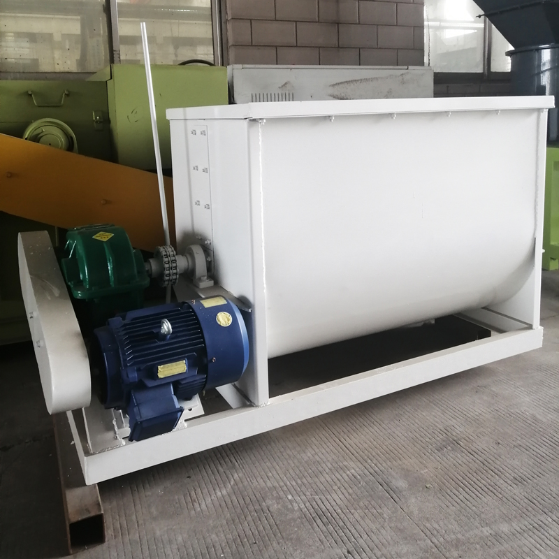 50,000 Tons/Year New Type Hori - Compost Turner Machine のレビューと価格