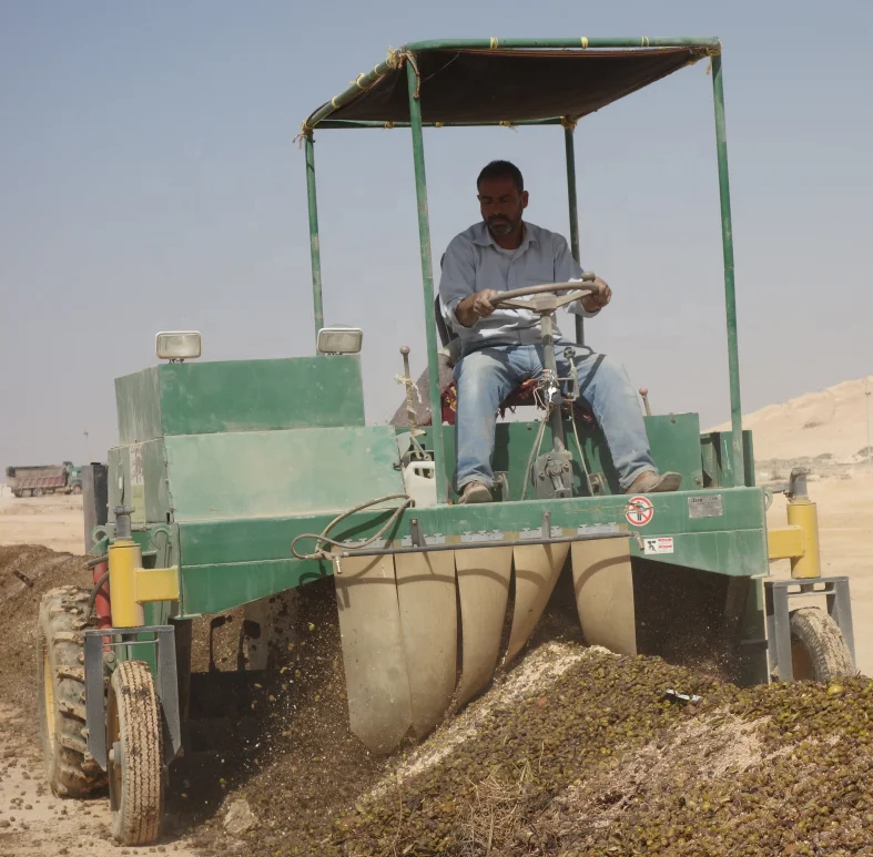 Compost Making Machine Mesin M - Compost Turner Machine のレビューと価格