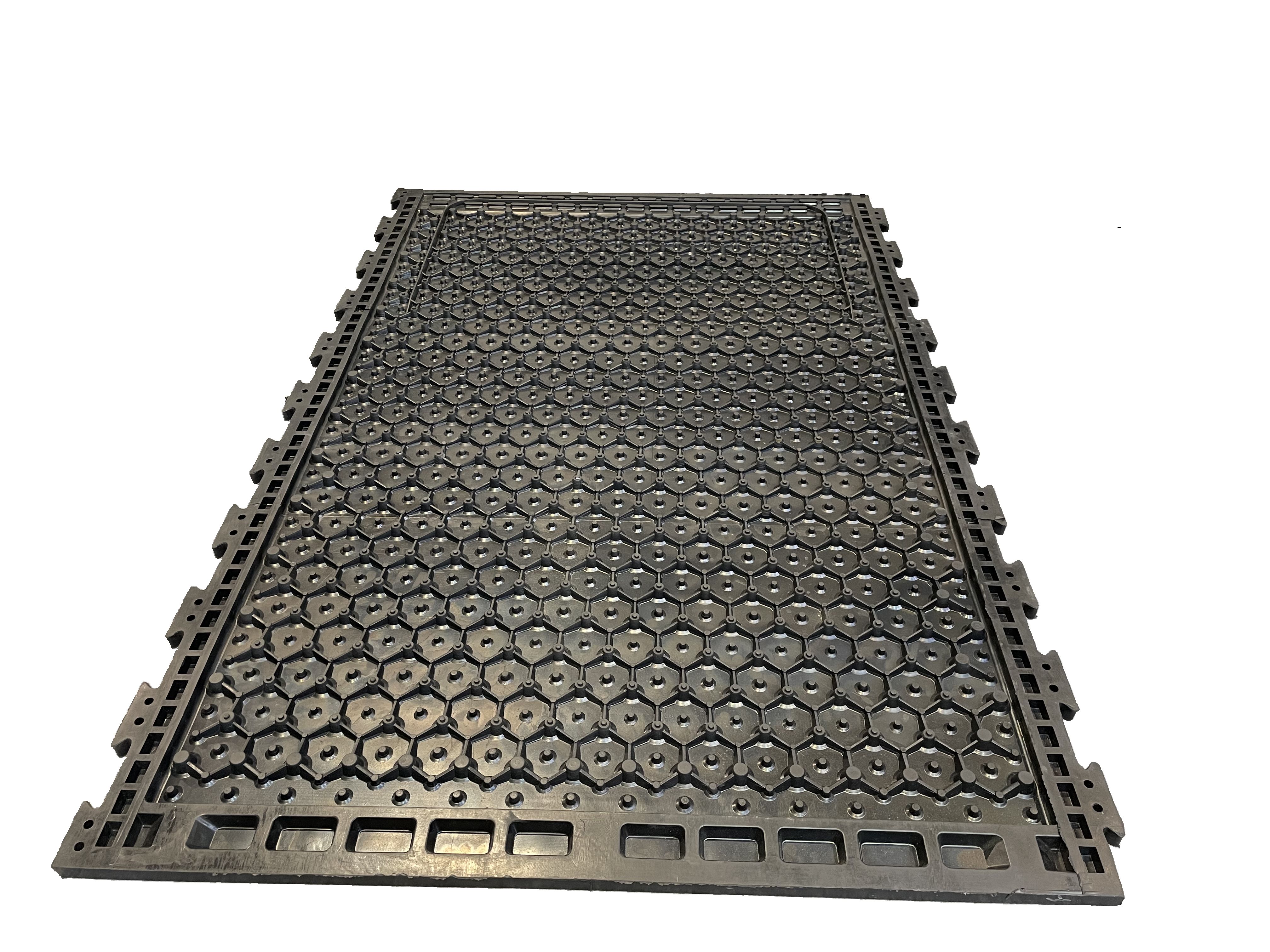 New Cushion Honeycomb Cubicle  - Cow Mat Rubber のレビューと価格