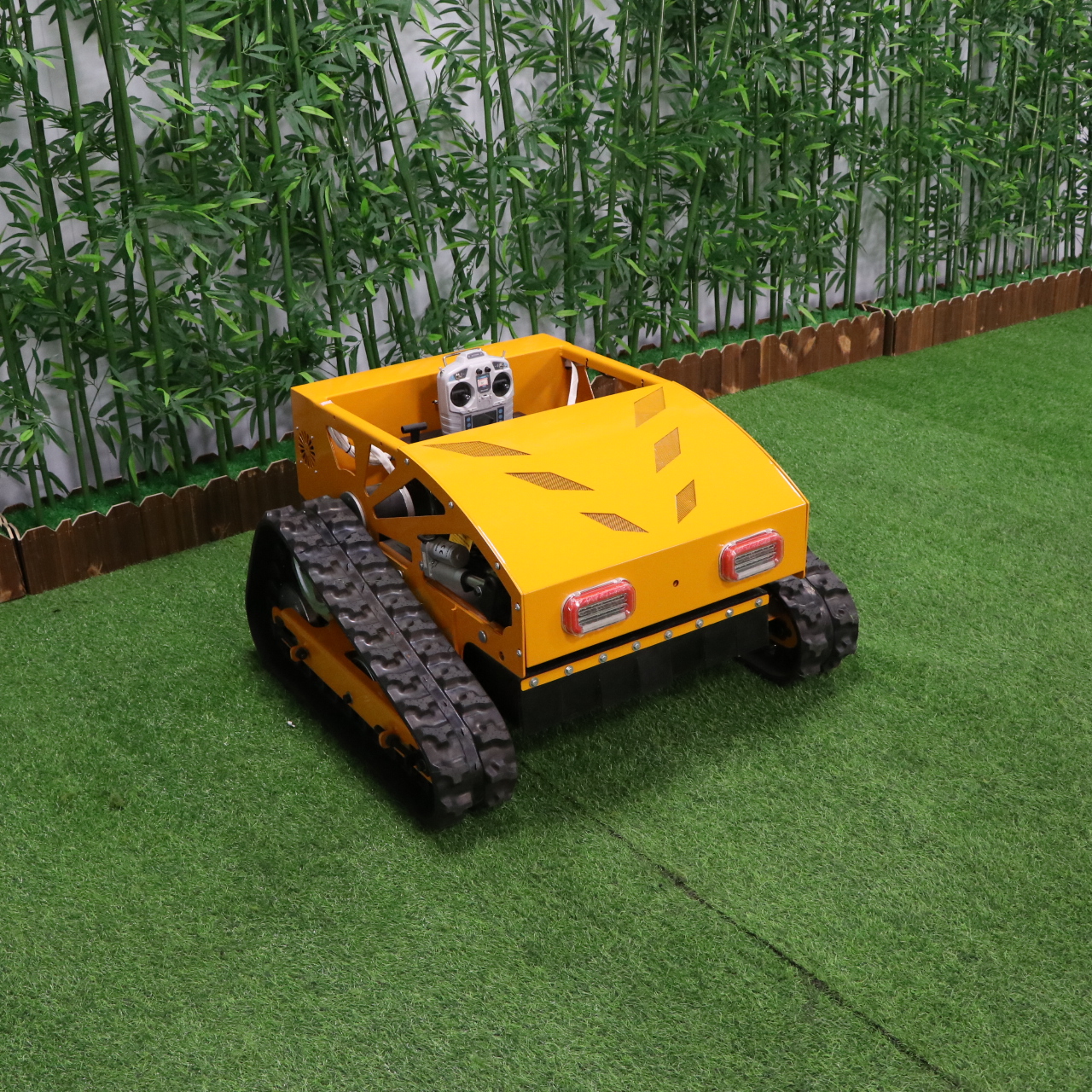 Customized lawn mower remote c - Agriculture Farming Professional のレビューと価格