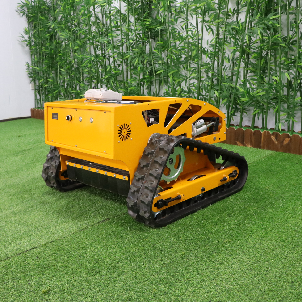 Customized lawn mower remote c - Agriculture Farming Professional のレビューと価格