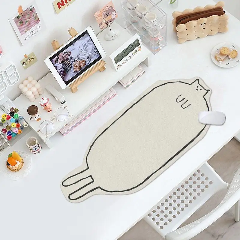 Kawaii Cat Gamer Desk Mat Leat - Cow Mat Rubber のレビューと価格
